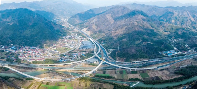 1680569135899317.jpg 04.jpg