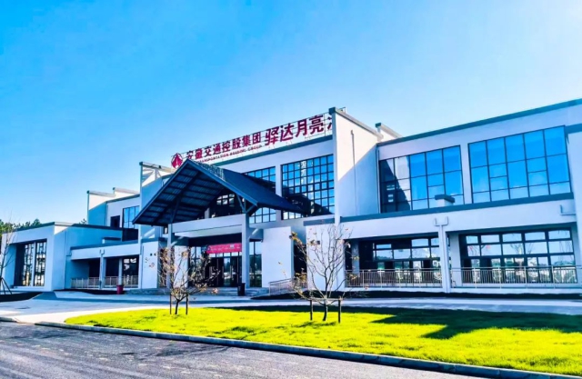 1735780261373489.jpg 02.jpg