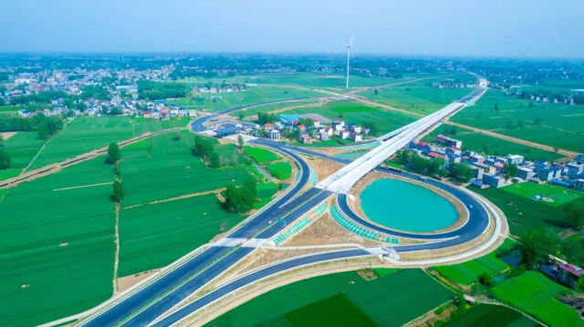 1747616228537258.jpg 02.jpg