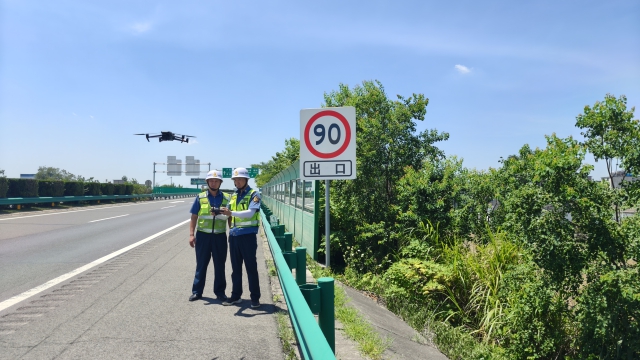 1756612647708454.jpg 7月4日 阜陽(yáng)處南照保暢分中心無人機(jī)巡查轄段橋涵 (1).jpg